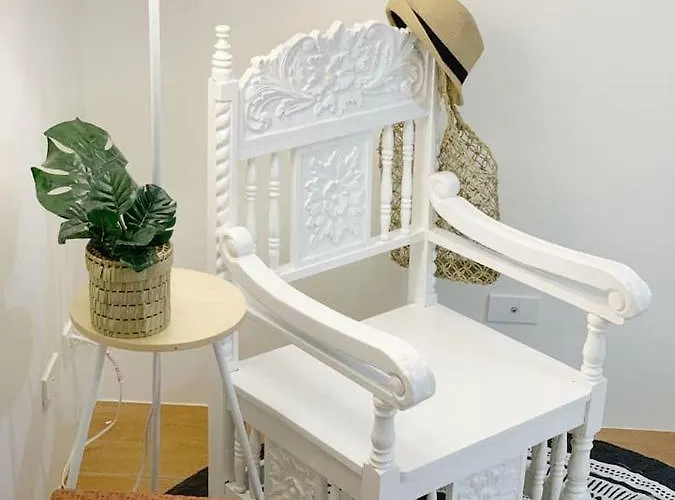 Lovelocal Living By Msjhomes